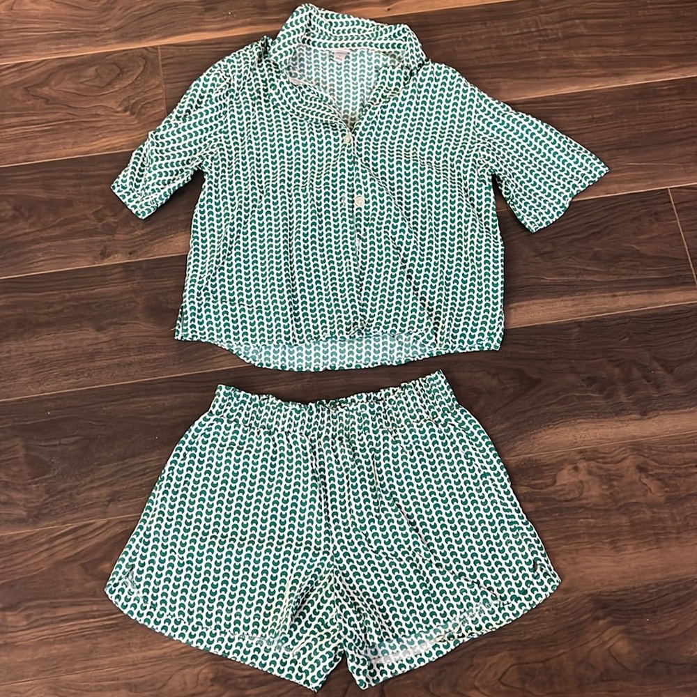 A New Day Short Set